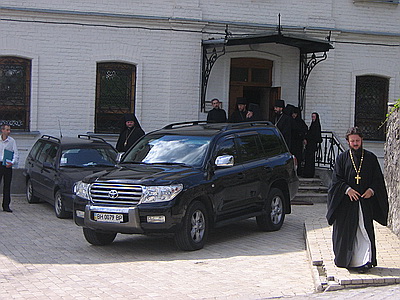 Новый Регион: Собор УПЦ МП утвердил новую редакцию Устава, вызвавшую споры среди верующих (ФОТО)